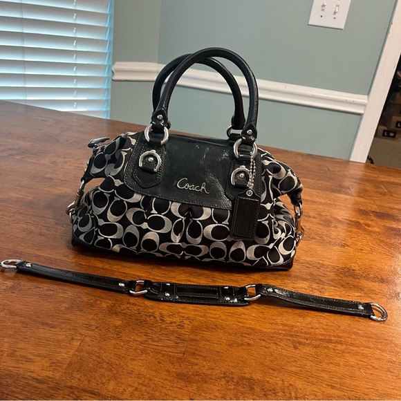 COACH Ashley Satchel Handbag Black y2k Vintage Y2K Coach Ashley